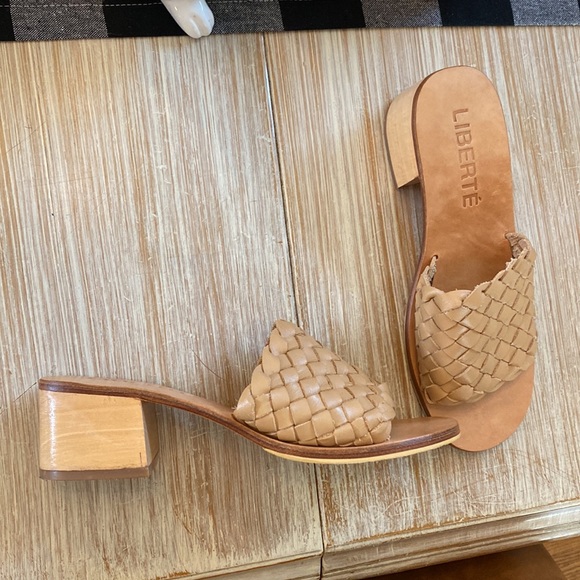 Liberte size 6 sandal - Picture 6 of 15